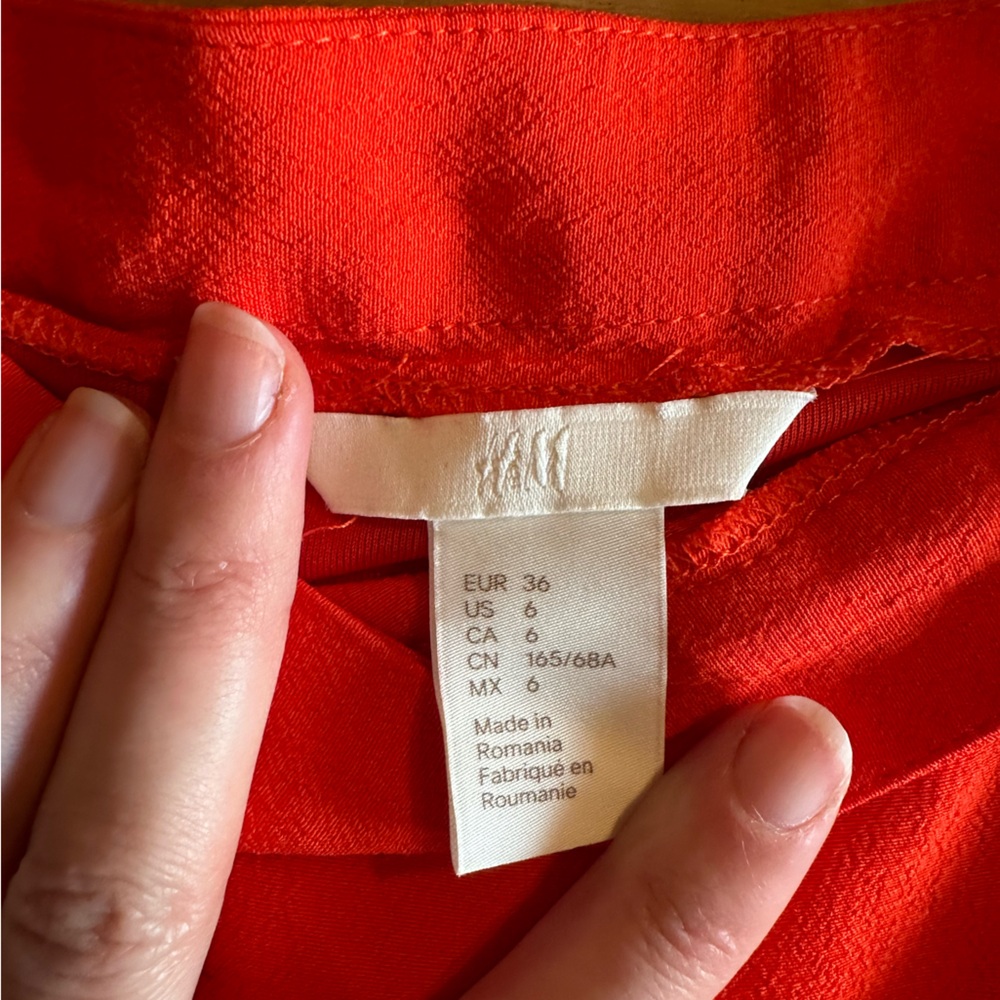 H&M Red Ruffled Skirt - Picture 5 of 6